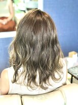 エイチ バイ エムズハウス(H eitch by mshouse)&nbsp;ミックスカールミディ