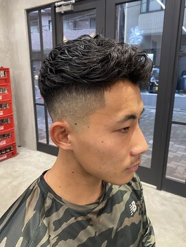 エフエム 明大前(FM) バーバー　スキンフェード/フェード/フェードカット/短髪