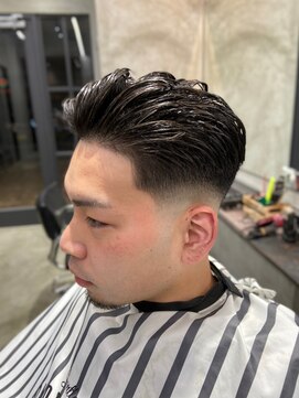 エフエム 明大前(FM) バーバー　刈り上げショート/ツーブロック/フェードカット