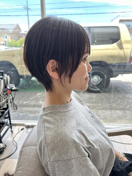 イースタイルコムズヘア 柳通り店(e-style com's hair) #ナチュラルストレート#ショート