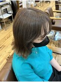 カーキーベージュ