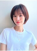 大人ショートボブ前髪ありひし形丸み丸顔絶壁面長K20240802