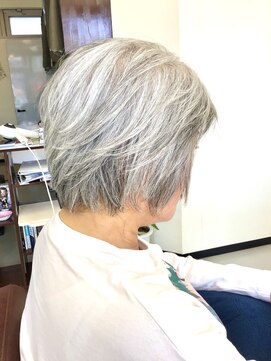 ヘアー リアム(Hair Liam) ☆お手入れ簡単♪グレイヘア☆