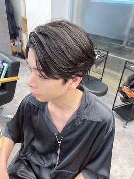 メンズサロン キング 梅田店(Men’s salon K!ng) ホワイトメッシュ/ツイスト/ツイスパ/パーマ/メンズ/眉毛