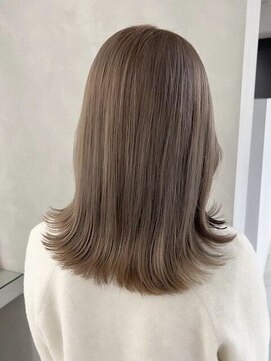 フォト 武蔵小杉(foto) 暗めカラー/韓国風巻き/レイヤーカット/くすみベージュ/武蔵小杉