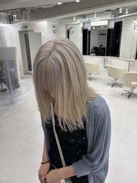 ギア(GEAR.) 【大人気ハイトーンカラー】Whitebeige