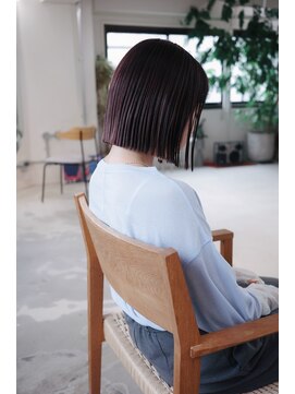 フェイヴィーズ(FavyS) アンブレラボルドーパツッと切りっぱなしボブ