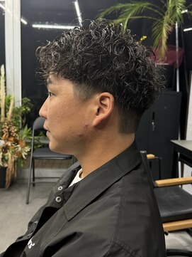 サン 福井工大前店(SUN) メンズパーマ/ニュアンス/フェザー/フェード/眉毛/バーバー