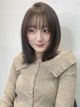 スティル カラン(STILL calin) 韓国ヘアミディアムレイヤーオリーブベージュ前髪カット