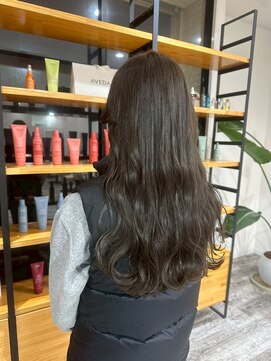 サロンド ベレーザ トータ(salao de beleza tota) オリーブアッシュ