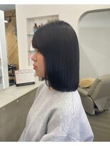 ボルジェ(Bolge) ぱつっとボブダークブルー