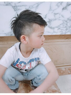 キッズカット アシメツーブロック L アムールマヤのヘアカタログ ホットペッパービューティー キッズカット アシメツーブロック L アムールマヤのヘアカタログ ホットペッパービューティー