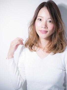 カバーヘア ブリス 大宮西口(COVER HAIR bliss) 外国人風カラー♪グラマラス小顔セミディs大宮20代30代40代