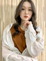 ブゾン(buZon)&nbsp;【buZonブゾン】ウェーブミディ×アッシュベージュ