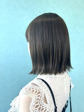 ウシワカマルエムティードット(USHIWAKAMARU MT.) 切りっぱなしスタイル