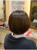 上品さのあるミニマムボブ