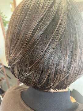 ジュジュ(juju) ショートボブ