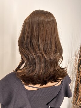 ウィクシー(wixy) ミディアム×ナチュラルブラウン♪