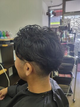 ラグヘアー(Lug hair) ハード過ぎないウェーブ感