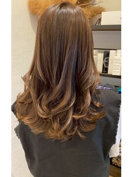 ビレアカスガイ 春日井店(BELEA) ロング透明感