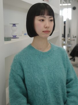 ノーヴァン デフォーム(NOVAN DEFORM) オン眉ミニボブ