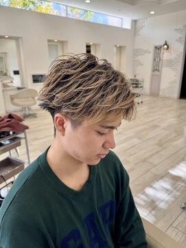 ロンド ラマ 岐阜(Lond bla-ma) フェザーカット【Lond伊藤メンズ】