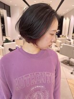 ステアケース ギンザセブン(stair:case ginza7)&nbsp;大人インナーカラーピンク前下がりショートボブ