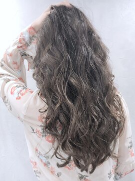 エイトセカンド 新宿三丁目店(EIGHT second) スモーキーグレージュ