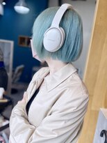 リノショアーズ 日本大通り店(RINOSHORES)&nbsp;ケアブリーチペールカラーブルーグレージュ20代30代ミニボブ