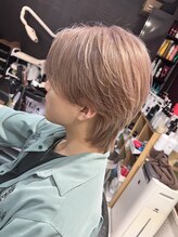 ヘアーサロン ジュエル(Hair Salon JEWEL) ハイトーンカラーセンターパート