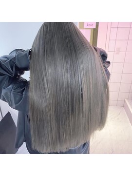 オグジュアリー 表参道(aux.) ハイアッシュ/前髪［表参道/表参道駅］