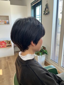 パセオ(Paseo)の写真/前髪や顔周りの絶妙なバランスで小顔効果◎毎朝のスタイリングも簡単に。特にショートヘアは大人気です♪