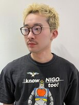 アイウィル(Ai WilL)&nbsp;金髪ショート スパイキーショート ホワイト メンズパーマ