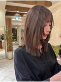 ブラウングレージュ前髪あり姫カットミディアム顔まわりレイヤー