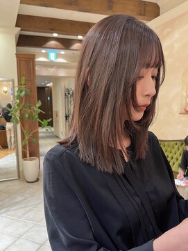 ビュートリアム265(BEAUTRIUM 265) ブラウングレージュ前髪あり姫カットミディアム顔まわりレイヤー