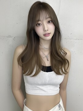 ユーフォリア 渋谷グランデ(Euphoria SHIBUYA GRANDE) 韓国ヘア レイヤーカット 顔周りレイヤー 小顔カット 韓国巻き