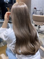 サンクマーケット 渋谷(cinq MARKET)&nbsp;渋谷ミルクティーベージュハイトーンカラーヘーゼルベージュ韓国