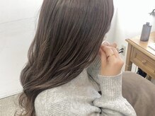 ブリーチを使わずに透明感と柔らかさのあるカラーを叶える【ブリーチなしダブルカラー】