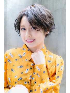 テラス 銀座(terrace) モノトーンアッシュ×美フォルムマニッシュショート