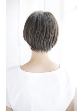 シュシュット(chouchoute) 小顔グラデーションカラーバターブランジュ美髪ダブルバング/152