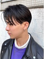 ミモザワークス(Mimosa Works)&nbsp;色気センターパートとダウンパーマ