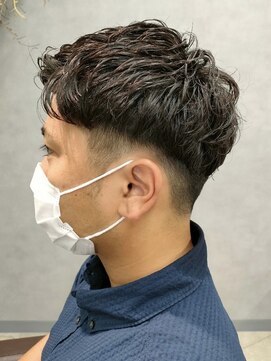 リット×ベリエ(Lit.×belier) ビジネスショートツイストスパイラルパーマツーブロック刈り上げ