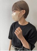 ミルクティーベージュ