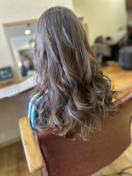 ヘアーコレット(hair Colet) ライトベージュカラー