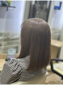ベージュ系
