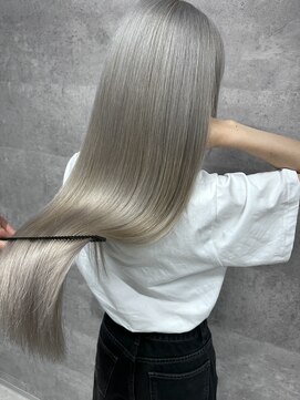 ルイス(L'wis) プラチナブロンドカラー