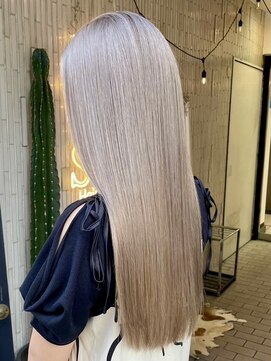 ロナバイソル(lona by SoL) 美髪ストレートカット/グラデーションカラー