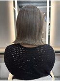 まろみベージュ レイヤーカット くびれヘア ミディアムヘア