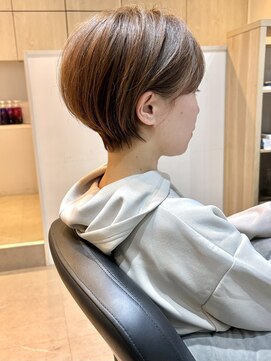 ヨファ ヘアー(YOFA hair) 似合わせカット　耳かけマッシュショート