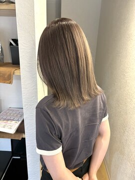 リト(riTo) 20代暗めカラーデザインカラーロングオリーブグレージュベージュ